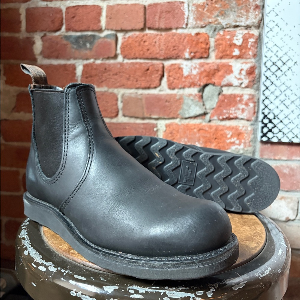 Redwing Classic Chelsea Boots - 8.5
